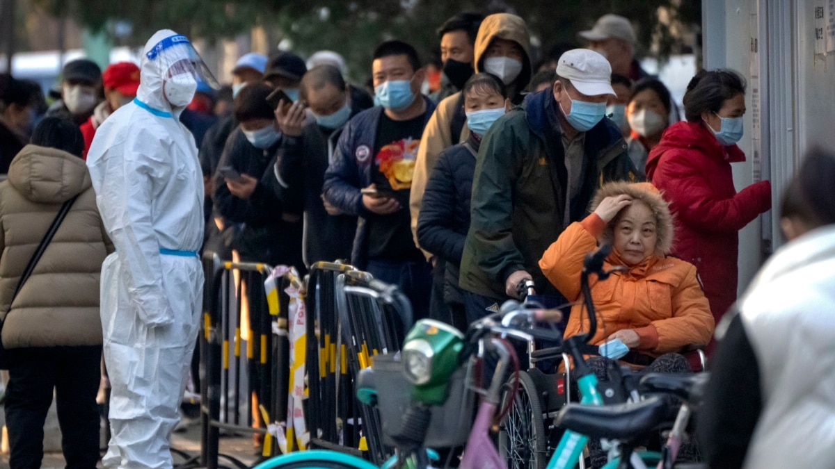 中国各地疫情快速反弹，北京朝阳区呼吁民众“宅”家过周末