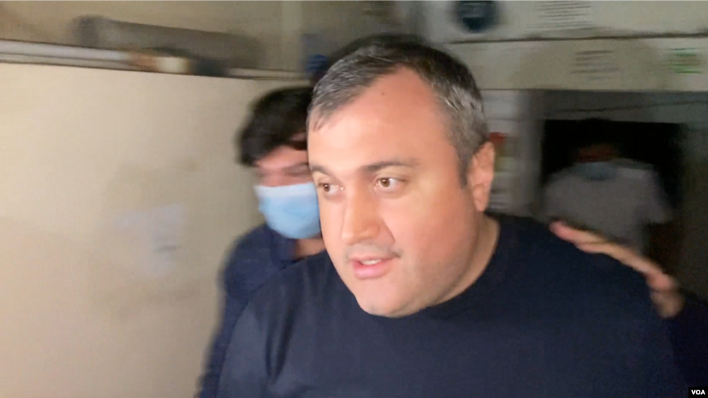 "Elçin Sadıqovun evində aparılan axtarışda vəkilin iştirakı təmin olunmayıb"