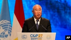 Mjumbe maalum wa china katika mkutano wa mabadiliko ya hali ya hewa, Xie Zhenhua, China's special envoy for climate, speaks at the alizungumza katika kongamano la nchini Misri COP27 Nov. 8, 2022.