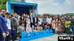 বাংলাদেশে ইরাসমাস প্লাস রোড শো উদ্বোধন করলেন ইইউ রাষ্ট্রদূত চার্লস হোয়াইটলি। 