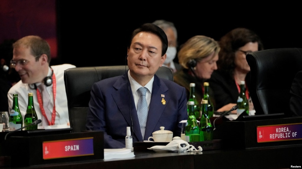 韩国总统尹锡悦2022年11月在巴厘岛出席G20峰会。（路透社）(photo:VOA)