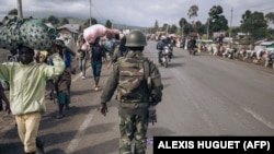 À Goma, un nouveau groupe de soldats kényans de la force régionale est-africaine devant se déployer dans la région est arrivé mercredi.