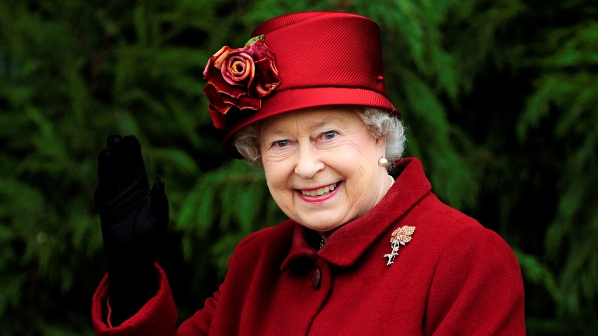 Canada admires Queen Elizabeth II, but hates the monarchical system so much