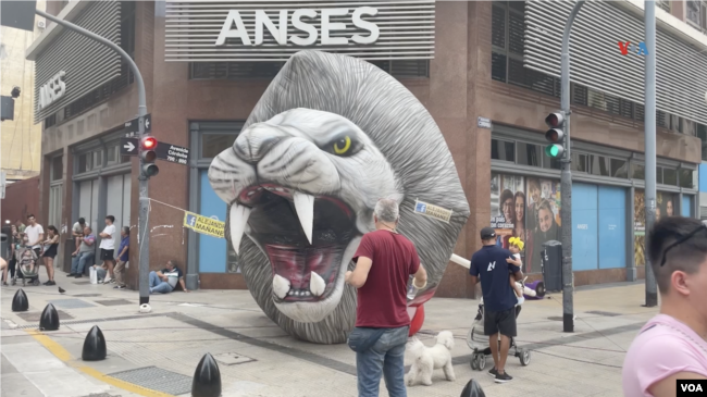 Los argentinos disfrutaron el Día de la Soberanía Nacional, este lunes 20 de noviembre, un día después del balotaje en el que resultó electo Javier Milei, quien asumirá la presidencia del país el próximo 10 de diciembre.