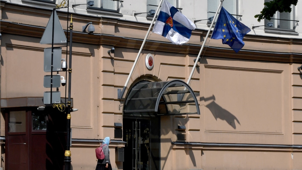 Russia Expels Finnish Diplomats Shuts Down Consulate In Tit For Tat Move 3135