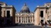 Una vista de la Basílica de San Pedro en el Vaticano, el miércoles 11 de marzo de 2020.