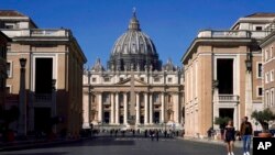 Una vista de la Basílica de San Pedro en el Vaticano, el miércoles 11 de marzo de 2020.