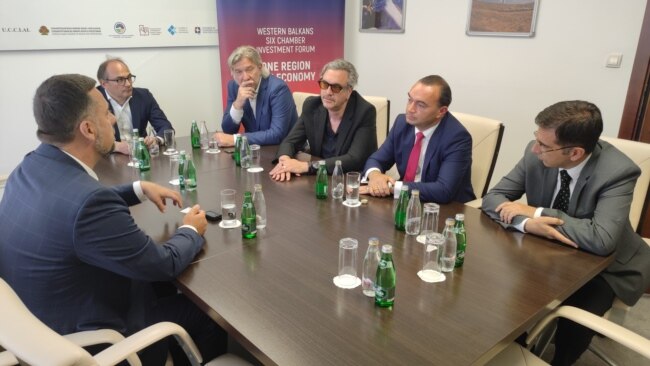 Privredne komore Srbije i Kosova: Dijalogom do rešenja
