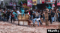 সংঘর্ষে চট্টগ্রামে তিনজন, ঢাকায় দুইজন ও রংপুরে একজন নিহত হয়েছেন।