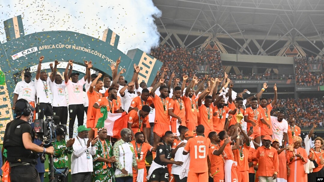 Ba Eléphants ya Côte d'ivoire batomboli keni ya CAN 2023 eye balongi nsima na kopoplisa na 2-1- ba Super Eagles ya Nigeria na finale na stade Alassane Outarra ya Ebimpe, Abidjan, 11 sanza ya mibale 2024.