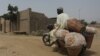 À la frontière du Niger, les Nigérians étouffés par la crise économique et l'insécurité
