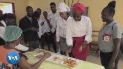 Cameroun : des élèves apprennent à fabriquer de la viande à base de plantes