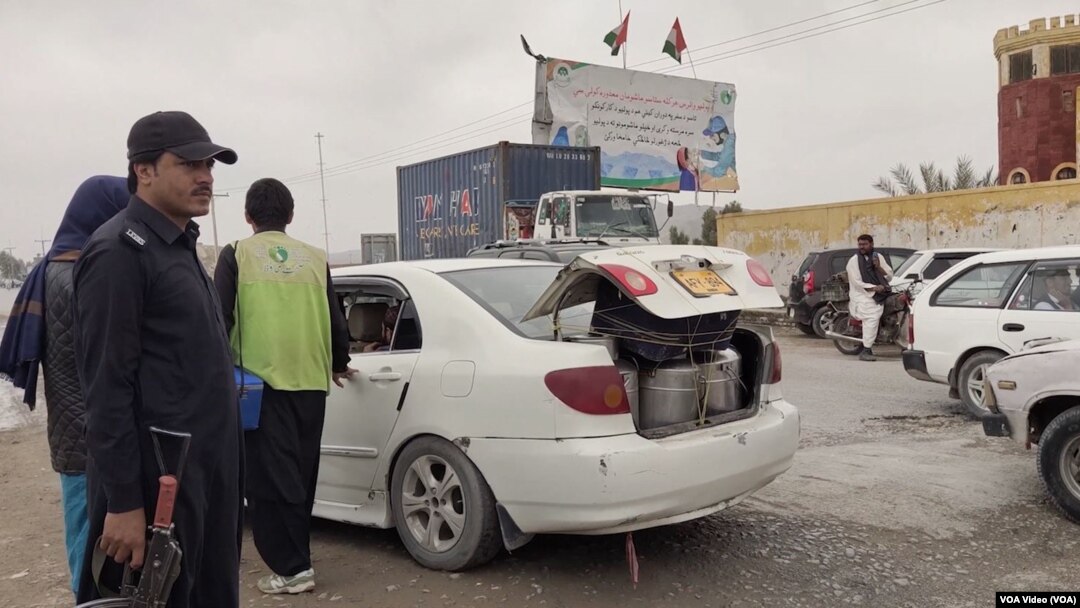د بلوچستان د صحت د محکمې چارواکي وايي، چې په کوټه، کلاعبدالله، چمن، پښين، ږوب، کلاسيف الله، بوري، حب، چاغي، دوکۍ، لسبېله، خضدار، نوشکي او مستونګ ضلعو کې د پوليوضد کيمپېن به په شپږو ضلعو کې د زياتي ګرمۍ له امله د جون پر اتمه نېټه پيلېږي
