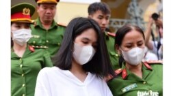 Người mẫu Ngọc Trinh bị tuyên án 1 năm tù treo sau khi nhận tội | VOA