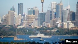 美军堪培拉号濒海战斗舰2023年7月18日抵达悉尼。