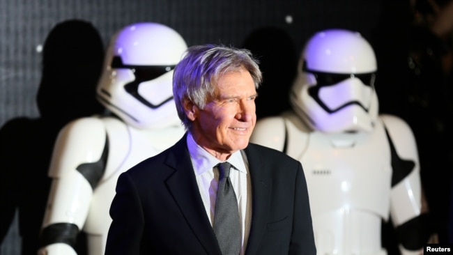 FILE — Harrison Ford arrives at the European Premiere of