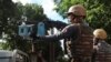 Tentara junta bersiap di atas kendaraan militer di Ouagadougou, Burkina Faso, pada 2 Oktober 2022. (Foto: Reuters/Vincent Bado)