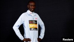 FILE - Kenya's Kelvin Kiptum poses after a press conference ahead of the London Marathon, in London, Britain, April 20, 2023. (Action Images via Reuters)