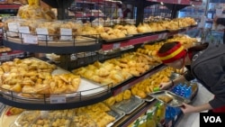 Ladushki Bakery in Shymkent carries a Russian name, like many other businesses in Kazakhstan, December 2022. (Navbahor Imamova/VOA)