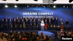 Президент Джо Байден выступает на встрече по Договору об Украине в кулуарах саммита, посвященного 75-летию НАТО, в Вашингтоне. 11 июля 2024 года. 