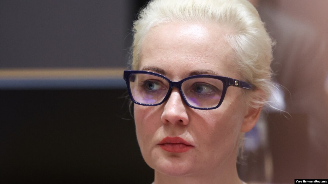 Yulia Navalnaya, istri mendiang Alexey Navalny, mengikuti pertemuan para menteri luar negeri Uni Eropa di Brussels, Belgia, 19 Februari 2024. (Foto: REUTERS/Yves Herman)