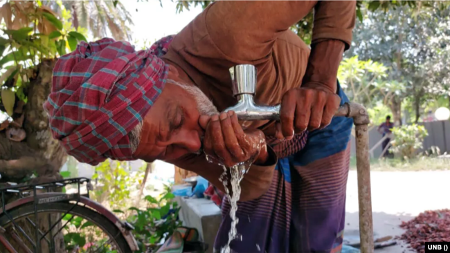 বাংলাদেশের বিভিন্ন স্থানে তাপপ্রবাহ: আবহাওয়া অধিদপ্তর।
