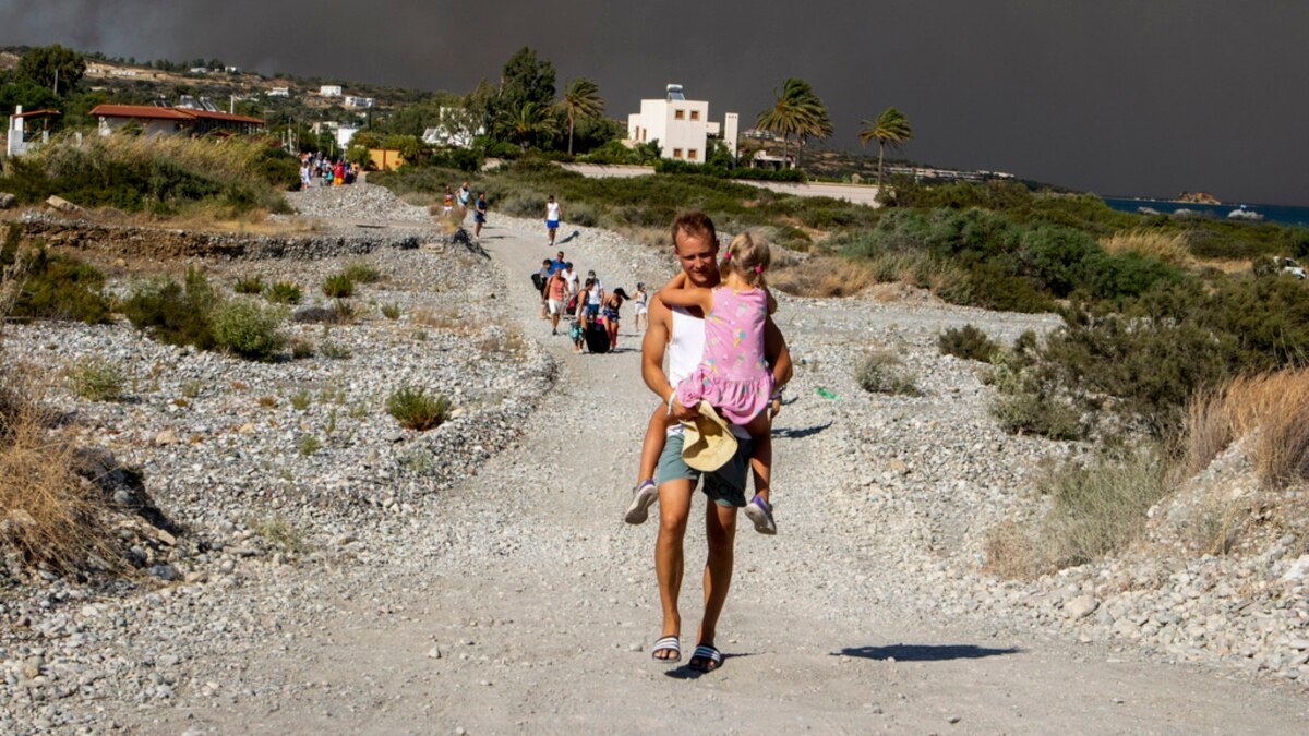 Greece’s Rhodes Battles Unchecked Wildfires, Leaving Tourists in Limbo