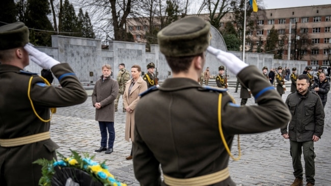 A dos años de guerra, Ucrania lucha por frenar el avance ruso