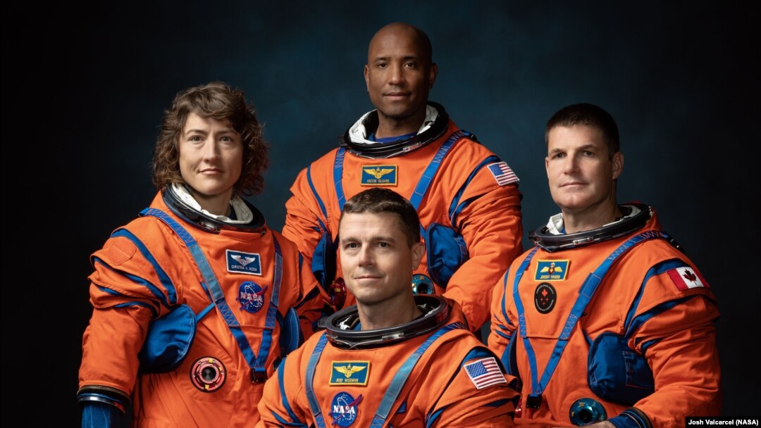 Sa lijeva: Christina Koch, Victor Glover, Reid Wiseman, Jeremy Hansen. 