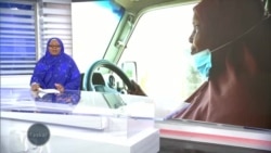 Yadda Wata Mata A Kenya Ke Aikin Tuka Motar Daukar Marasa Lafiya