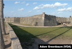 Castillo de San Marcos, a fort built by the Spanish in 1695, is the oldest surviving structure in St. Augustine, Florida, on February 28, 2023. (VOA)