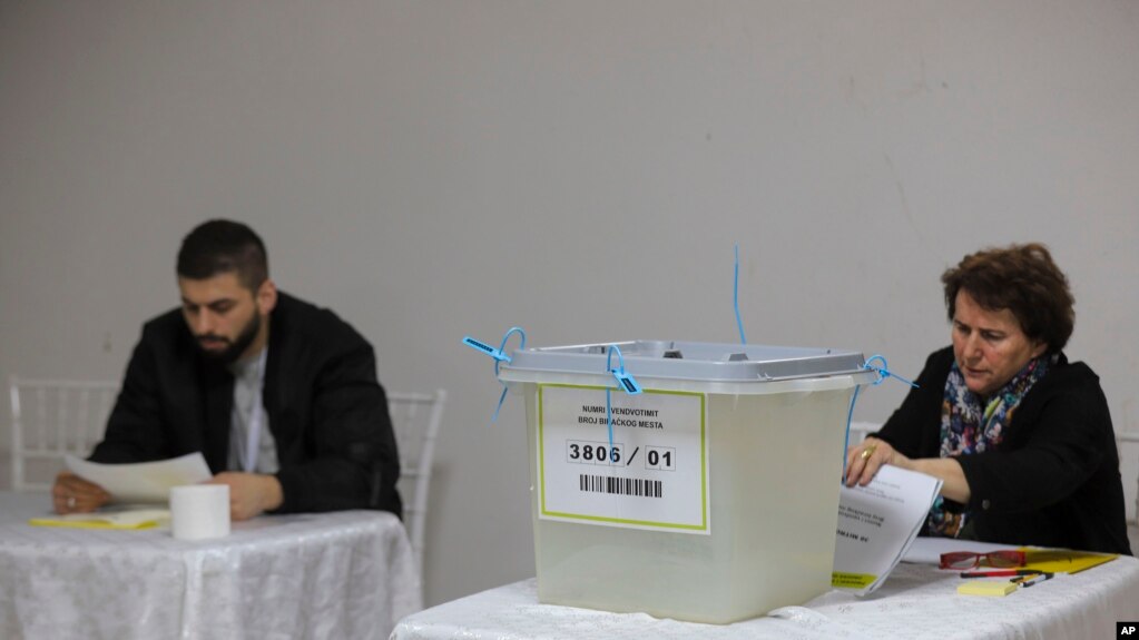 Dështon referendumi për largimin e kryetarëve shqiptarë të komunave në veri të Kosovës