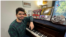 Kristhyan Benítez comenzó a estudiar piano desde los cuatro años; ahora, ya con una carrera reconocida en EEUU le gustaría tocar con Daddy Yankee o Bizarrap.