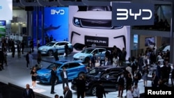德国2023年慕尼黑车展上的中国汽车品牌比亚迪的展台。(2023年9月4日)