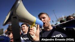 El Tribunal Supremo de Israel deberá decidir ante demanda del Movimiento por un Gobierno de Calidad contra la decisión del gobierno de no reclutar a estudiantes de escuelas religiosas o yeshivás.