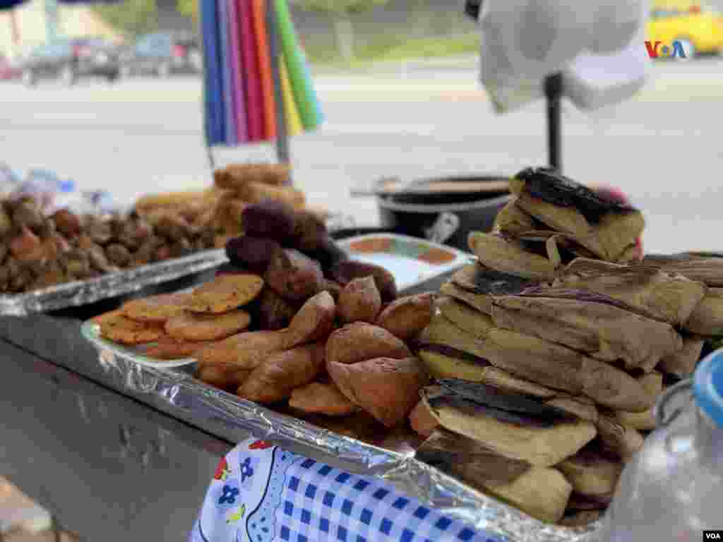 A lo largo del Corredor, los sabores, sonidos y colores de El Salvador cobran vida, creando un pedacito de patria en el corazón de Los Ángeles.