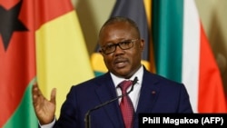Presidente da Guiné-Bissau Umaro Sissoco Embalo, em conferência de imprensa em Pretória, África do Sul, 28 Abril 2022