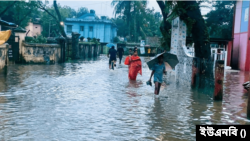 মৌলভীবাজার জেলার ছয়টি উপজেলা প্লাবিত, প্রায় দুই লাখ মানুষ পানিবন্দী।