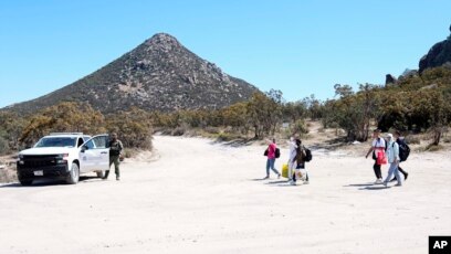 Migrant encampments surging at border in Jacumba Hot Springs