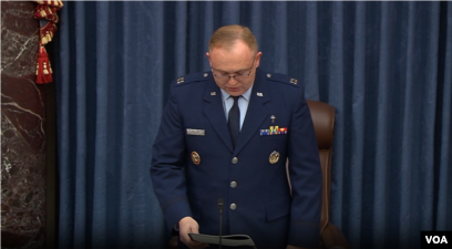 Настоятель храму св. Андрія і капелан Військово-повітряних сил США отець Володимир Штеляк.