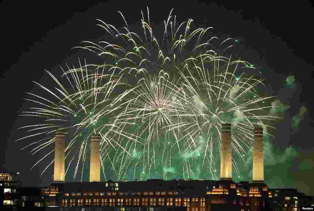 Fireworks, to mark bonfire night and the anniversary of the Guy Fawkes gunpowder plot of 1605 to blow up the Houses of Parliament, explode behind Battersea Power Station in London, Nov. 4, 2023.