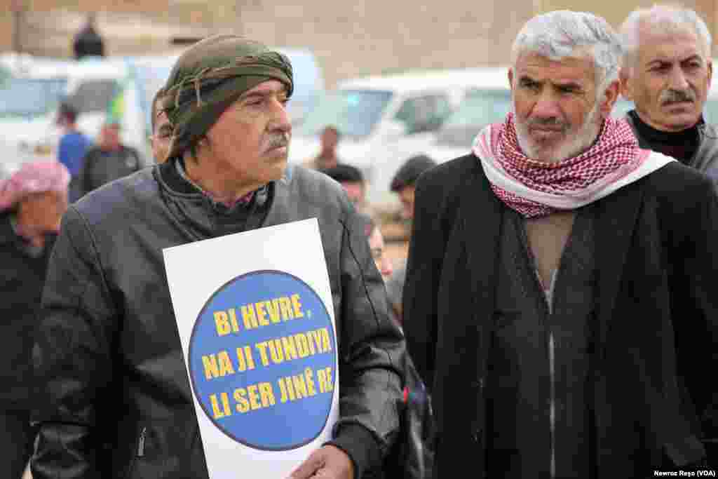 Jinên Efrînî Yên Derbider Li Dijî Tundîyê Daketin Qadan