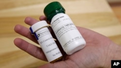 Flašice sa lekovima za abortus (Foto: AP/Charlie Neibergall, File)