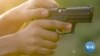 Brasil reduz armas para população, mas criminosos fazem contrabando pistolas e fuzis
