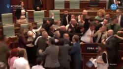 Kosova meclisinde yumruklu kavga