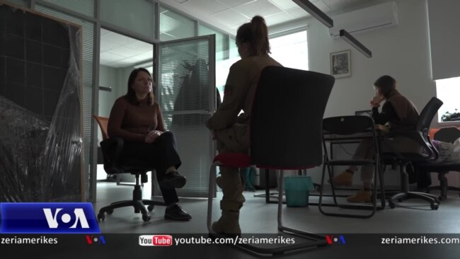 Mujeres ucranianas luchando en primera línea Mujeres ucranianas luchando en primera línea
