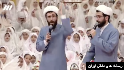اجرای طلبه‌های دوقلو در برنامه «حسینیه معلی»