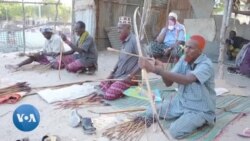 L'historique concours de tir à l'arc entre des citoyens âgés de Mogadiscio