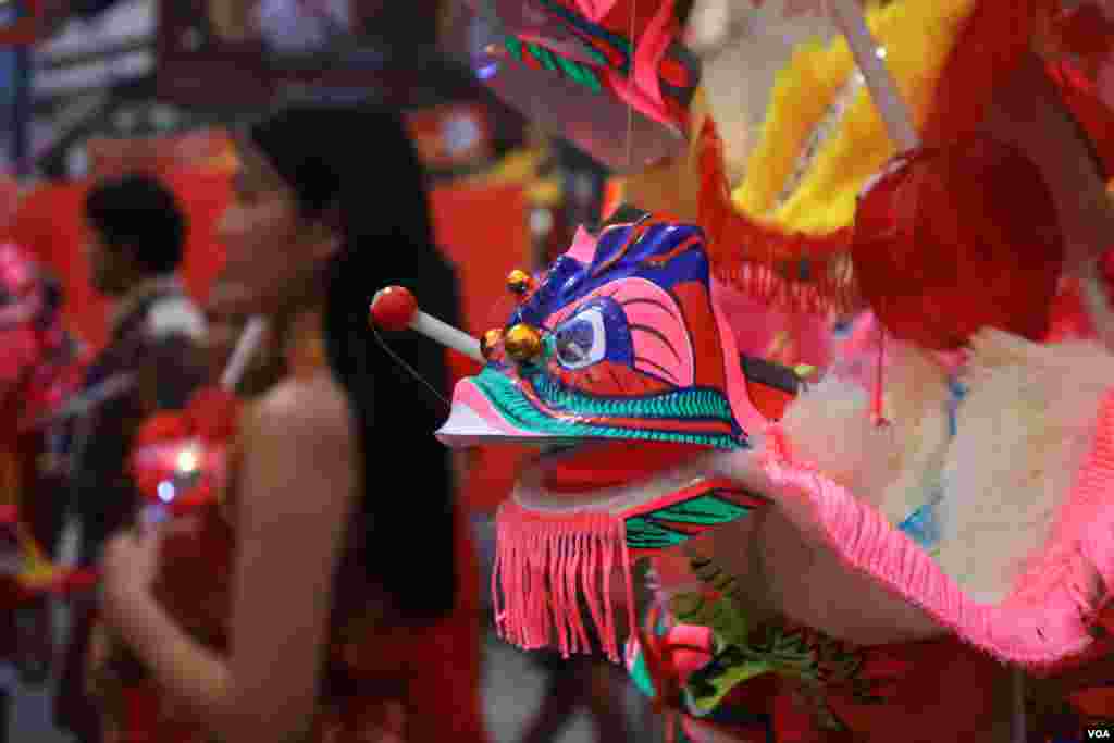 ထိုင်းနိုင်ငံဘန်ကောက်မြို့မှာ ကျင်းပနေတဲ့ တရုတ်ရိုးရာ နှစ်သစ်ကူး (ဓါတ်ပုံ - ထက်အောင်ခန့်)