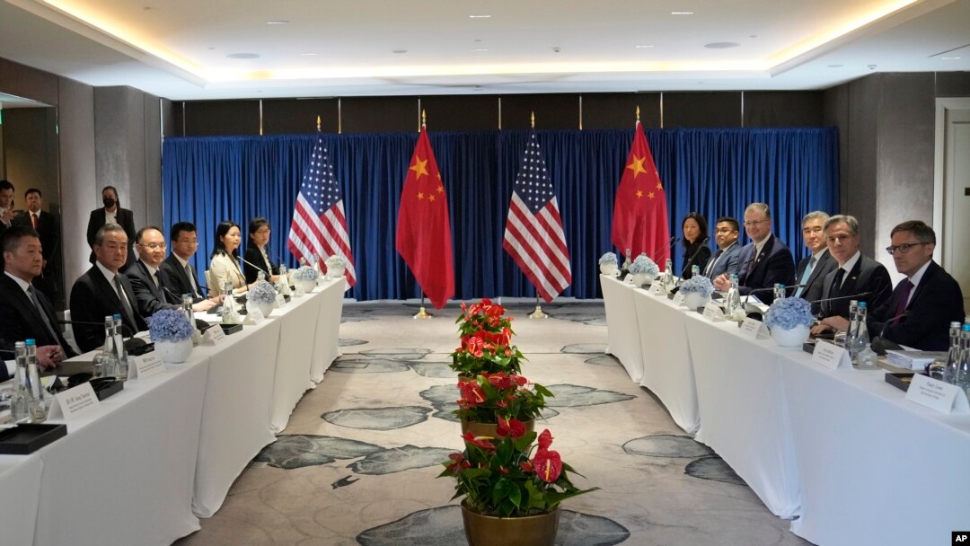 美國國務卿布林肯與中共中央外辦主任王毅7月13日在雅加達會面